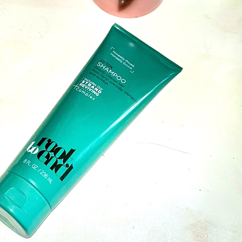 3/13💄root to end DETOX shampoo